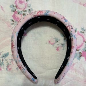 Loveshackfancy x lele sadoughi headband.